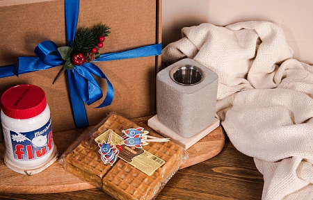 Подарочный набор «Эль-Камино»: биокамин, зефир, вафли, шпажки, декор, лента