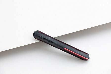 Карандаш GrafeeX с красным клипом в чехле