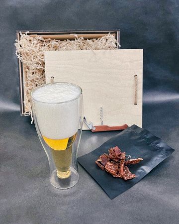 Подарочный набор «Пятница»: бокал, складной нож-мультитул, вяленое мясо