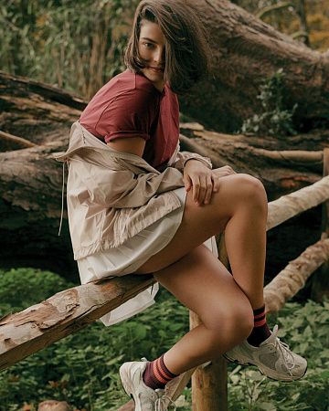 Ветровка Iqoniq Logan из переработанного полиэстера AWARE™, унисекс, 70 г/м²