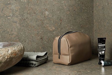 Косметичка VINGA Bermond из переработанного полиуретана RCS