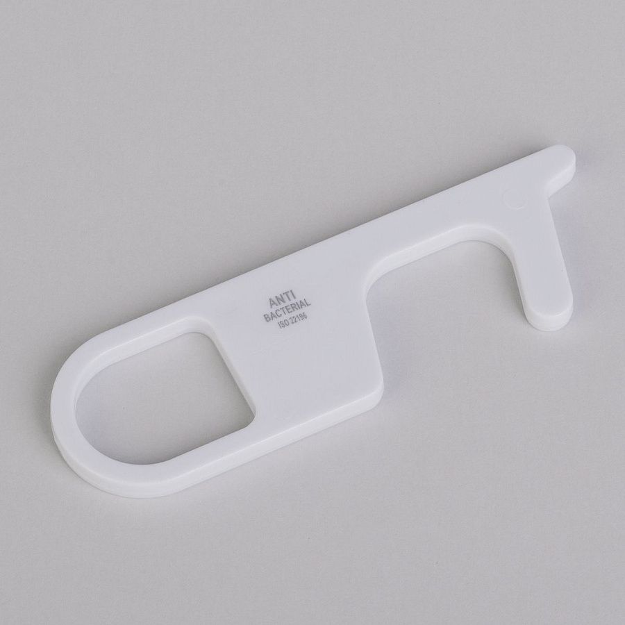 Брелок "Тачер" бесконтактный с антибактериальной защитой 