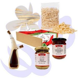 Подарочный набор «Песто»: бутылка для масла, песто, вяленые томаты, паста, декор