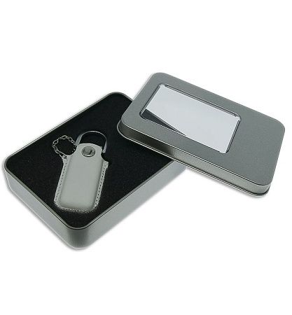 Футляр металлический с ложементом под флеш накопитель в кожаном чехле