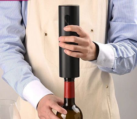 Штопор электрический, пластик, черный