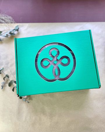 Подарочный набор «Дары природы»: скраб, свеча, пастила, вырезная коробка