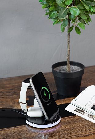 Беспроводная (15W) зарядная станция "Tron" с прозрачным корпусом и подсветкой