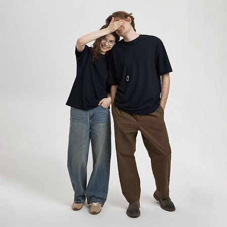 Футболка унисекс премиум AURA, 100% хлопок 200гр. черный, размер XS/S